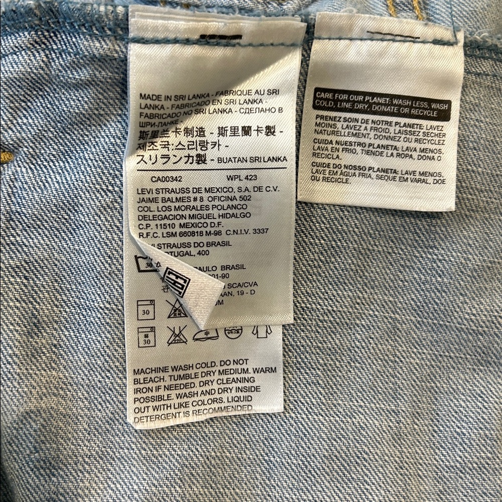 Levi’s Authentic Trucker Jacket in Ocean Hybrid Size Large - Picture 6 of 7